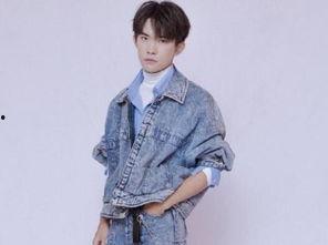 易烊千玺谈恋爱爆料视频,甜蜜视频引发网友热议 第2张 易烊千玺谈恋爱爆料视频,甜蜜视频引发网友热议 第2张