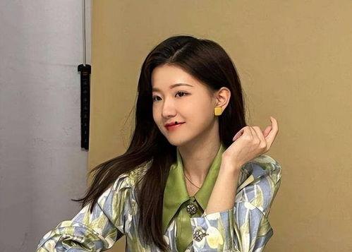 陈思思爆料闺蜜是谁呀视频,闺蜜身份大曝光! 第1张 陈思思爆料闺蜜是谁呀视频,闺蜜身份大曝光! 第1张